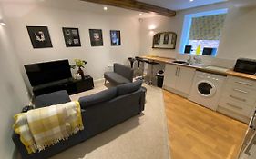 Buckingham House Apartment 2